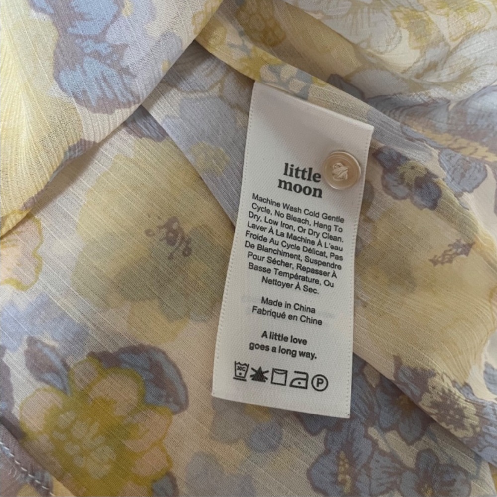 Little Moon by Aritzia Lotus Ruffle Front Blous - Picture 6 of 6